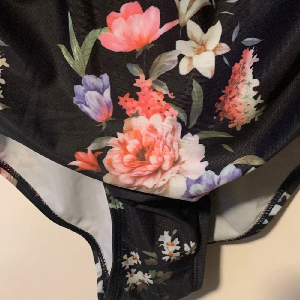 Swimsuit Women's Large black w floral design Mesh, waist tie halter neckline